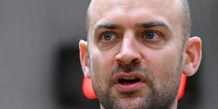 Військова підтримка України зберігатиметься попри війну на Близькому Сході, Європа мобілізована – голова МЗС Франції