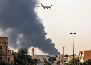 В ОАЕ заявили про 16 перехоплених іранських ракет та 42 дрони