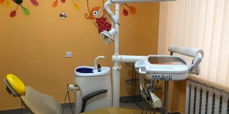 Як обрати безпечну стоматологію для лікування дитини під седацією – поради від експерта