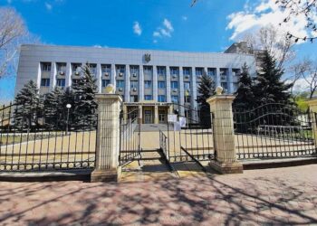 Суд продовжив арешт та відсторонив від посади лікаря у справі про смерть Аднана Ківана
