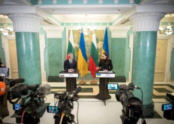 Україна та Болгарія обговорили постачання дизелю, а також збільшення поставок газу в рамках Транс-Балканського маршруту