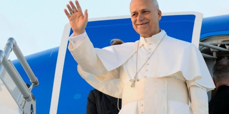 Папа Лев XIV у Монако закликав відкинути культ влади і грошей, який підживлює війни