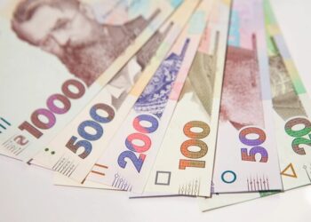 Уряд подовжив виплати переселенцям та змінив низку умов – деталі