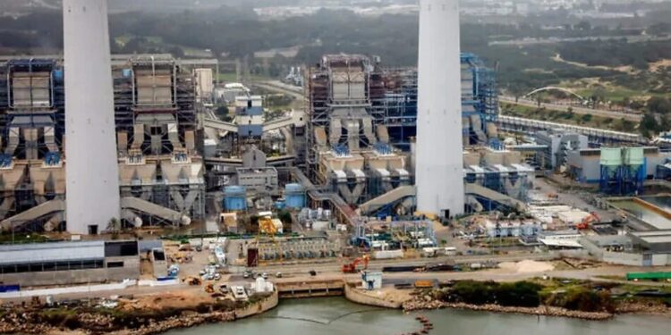 Іран атакував ракетами велику електростанцію в Ізраїлі – ЗМІ