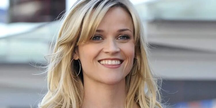 Різ Візерспун відзначила ювілей у колі родини – яскраві кадри зі святкування