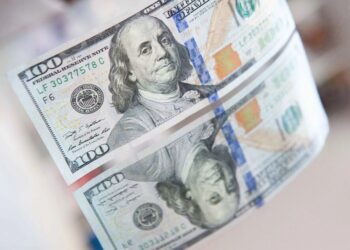 Bloomberg дізналося, на скільки Україні може вистачити коштів на покриття витрат на тлі гальмування допомоги