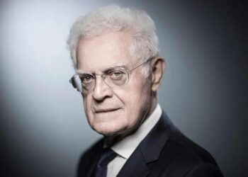 У Франції помер колишній прем'єр Ліонель Жоспен. Вінбув автором 35-годинного робочого тижня