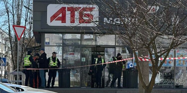 Вибух у супермаркеті АТБ у Чернігові – у поліції та мережі назвали причину