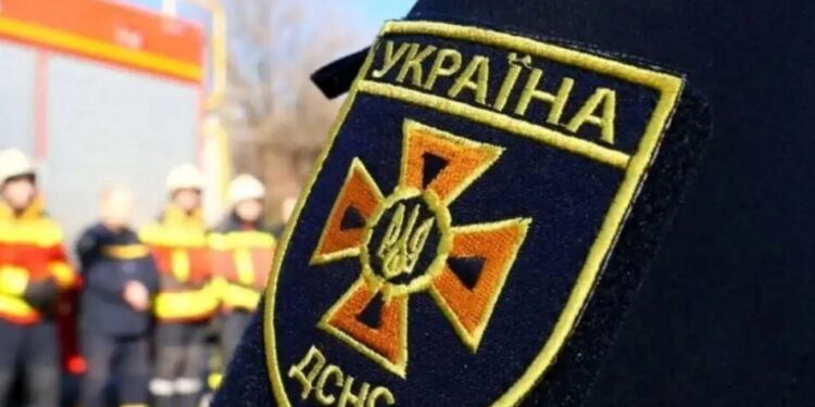 На Прикарпатті рятувальники зняли тіло 11-річного хлопчика з трансформаторної підстанції