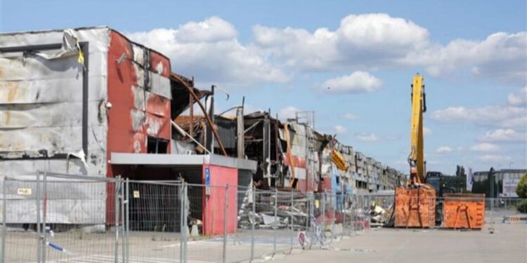 Польща висунула обвинувачення п’ятьом особам за підпал ТЦ у Варшаві, пов’язаний із російською диверсією