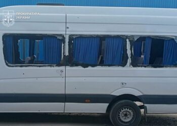 росія вдруге за день атакувала маршрутку на Нікопольщині – 5 поранених