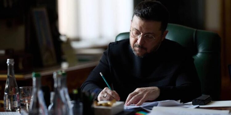 Зеленський обговорив із прем'єром Британії Стармером координацію з партнерами для закінчення війни