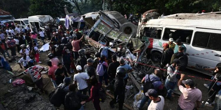 Вибух у Колумбії забрав життя 14 людей, ще 38 поранені