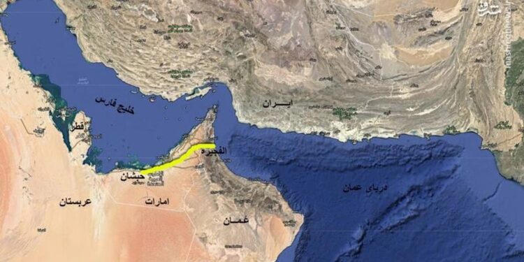 Два порожні танкери, пов’язані з Іраном, увійшли до Перської затоки попри попередження США про їх конфіскацію