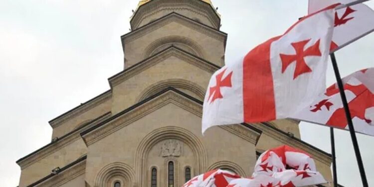 Названо імена трьох претендентів на пост глави Грузинської православної церкви. За кого "уболівають" у москві