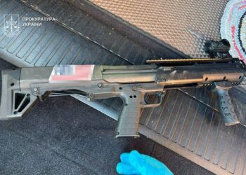 Трьом чоловікам оголосили підозру за напад на суддю у Дніпрі