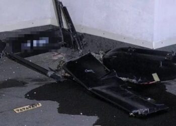 У центрі Кишинева виявили схожий дрон об'єкт на даху багатоповерхівки