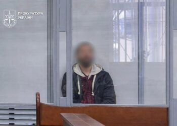 У суді просив знову "бути родиною": вітчим-ґвалтівник отримав довічне за знущання над падчеркою – Генпрокурор