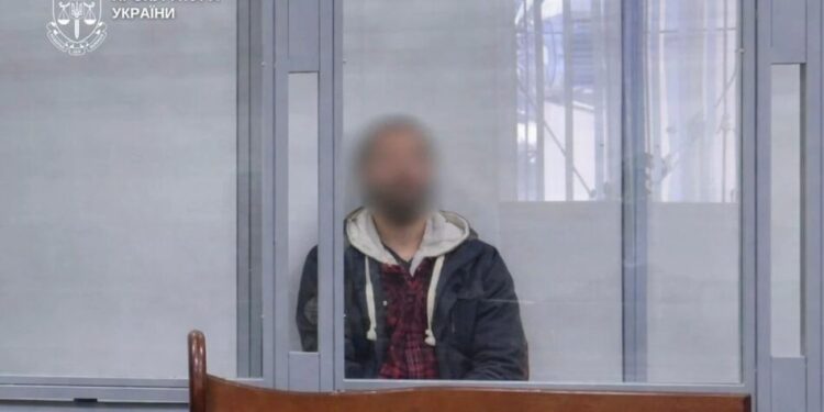 У суді просив знову "бути родиною": вітчим-ґвалтівник отримав довічне за знущання над падчеркою – Генпрокурор