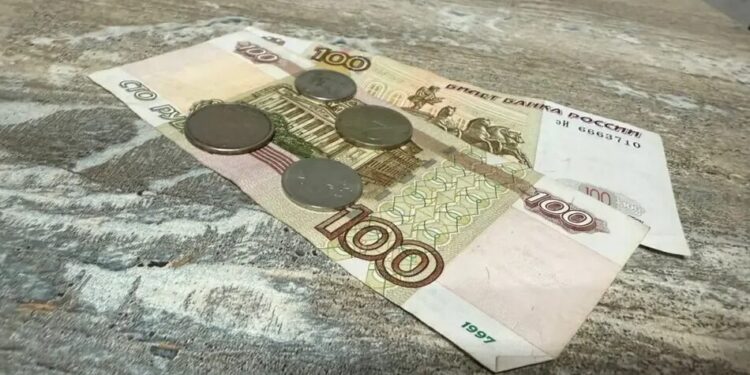 Економіка рф стрімко погіршується через податки, санкції та закриття бізнесів – розвідка