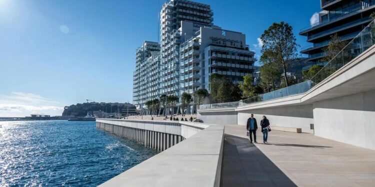 Bloomberg: Ахметов придбав у Монако 21-кімнатні апартаменти за 554 млн доларів