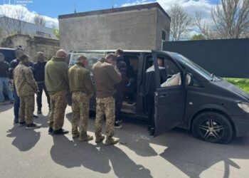 В Одесі затримали 4 працівників ТЦК через викрадення чоловіка і вимагання $30 тисяч, готується повідомлення про підозру – прокуратура