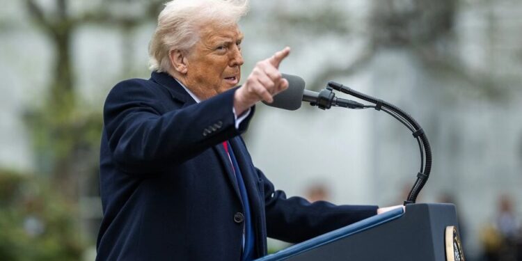 Трамп заявив, що Іран "неодноразово" порушував припинення вогню зі США