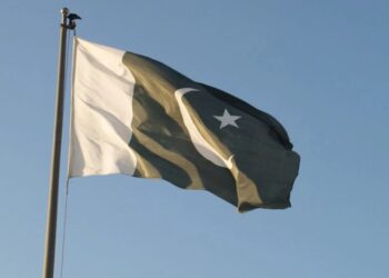 Прем'єр Пакистану просить Трампа продовжити термін переговорів на два тижні