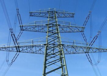 У Києві та низці регіонів екстрені відключення через атаку рф