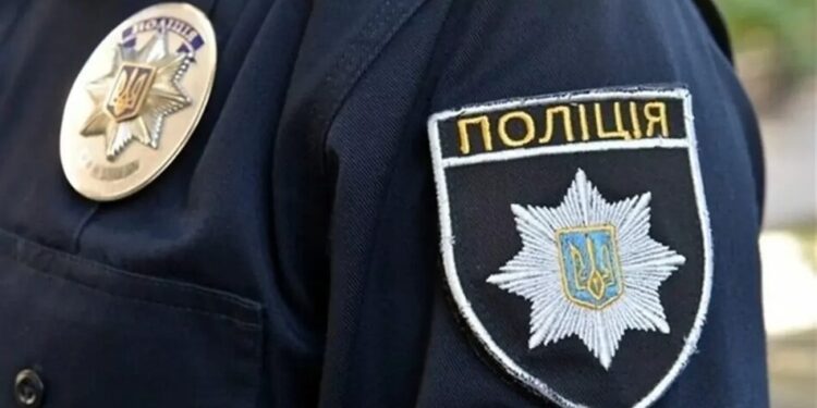 У Харкові затримали чоловіка, який напав на військовослужбовця ТЦК, йому загрожує до 12 років позбавлення волі