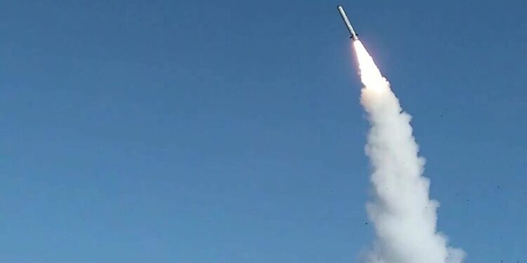 росія атакувала Україну балістичним "Іскандером", знешкоджено 147 зі 172 дронів