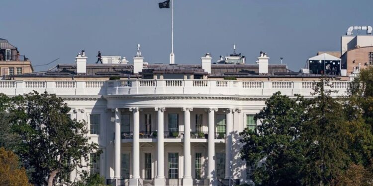 ФБР попереджало про загрозу з боку Ірану, а Білий дім заперечував ризики – Reuters