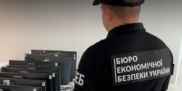 Оподаткування лізингу: чому БЕБ переслідує авіакомпанії за міжнародні контракти