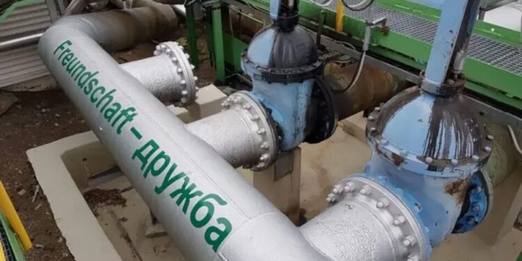 Україна відновить постачання російської нафти до Угорщини та Словаччини "протягом кількох годин" – AFP