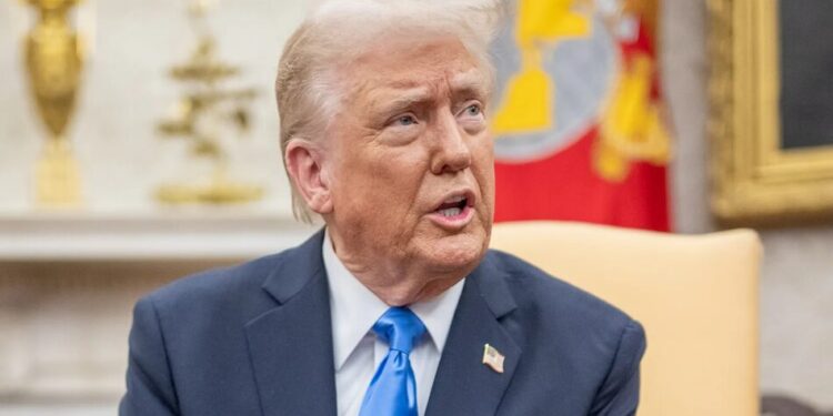 Трамп різко відповів на "маніфест" стрілка з готелю Hilton