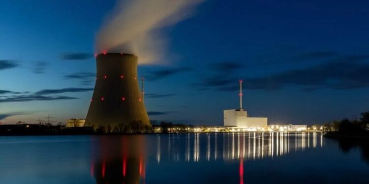 Китай планує запустити сім нових ядерних реакторів у 2026 році