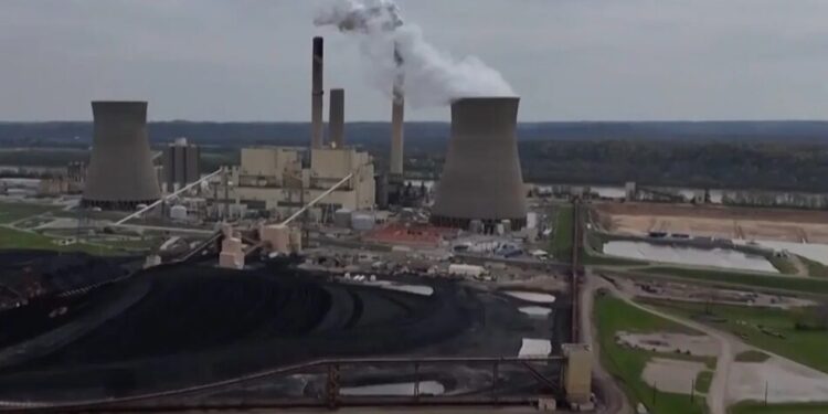 У Колумбії стартували переговори понад 50 країн щодо відмови від викопного палива