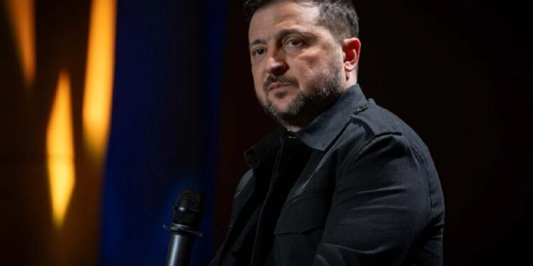 Україна вперше отримала достатньо зброї для захисту від ударів росії – Зеленський