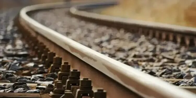 Понад 40 атак – в уряді назвали кількість ударів рф по поїздах з березня