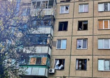 Нічний російський удар по Дніпру: є поранені