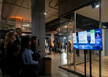 В Угорщині порахували вже 21,54% голосів, лідирує опозиційна "Тиса"