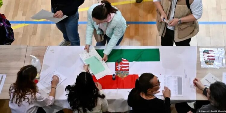 Партія Петера Мадяра здобуває конституційну більшість на виборах в Угорщині – результати підрахунку 99% голосів