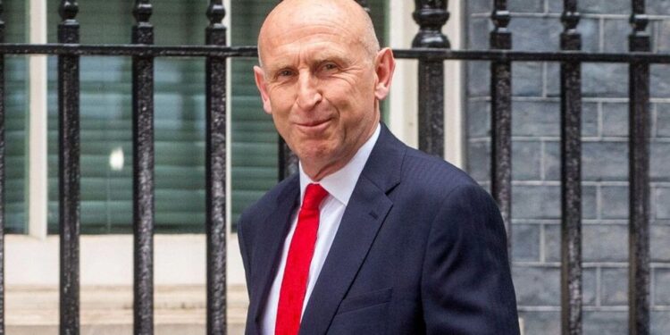 путін хоче, щоб світ повірив у слабкість України – Гілі