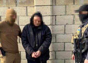 Коригував ракетні удари рф по місту – СБУ затримала таксиста в Одесі