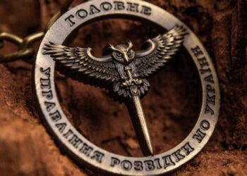 У ГУР показали ураження великих десантних кораблів і РЛС окупантів у Криму