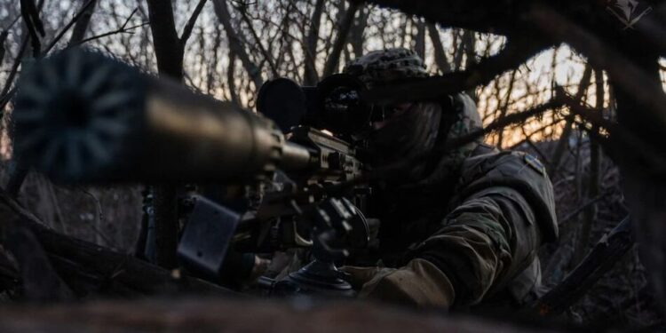 На фронті зафіксували понад 120 боїв, ворог запустив 5,9 тис. дронів – Генштаб