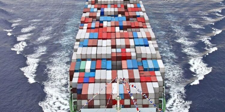 Греція спростувала заяви Ірану про захоплення контейнеровоза біля Ормузької протоки