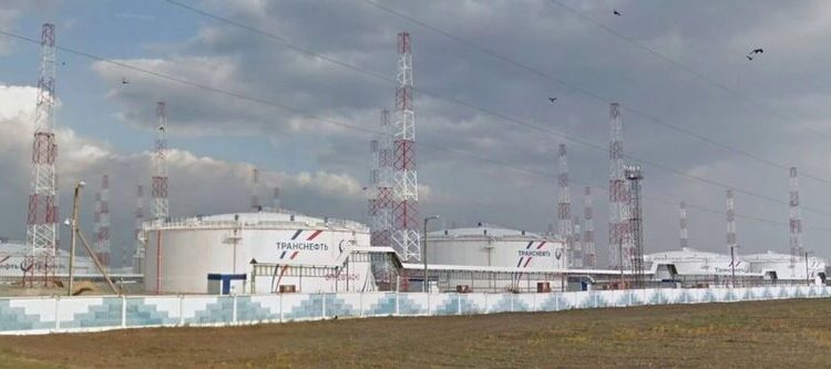 СБУ уразила важливу для експортної нафти рф Urals нафтостанцію "Самара" – джерело