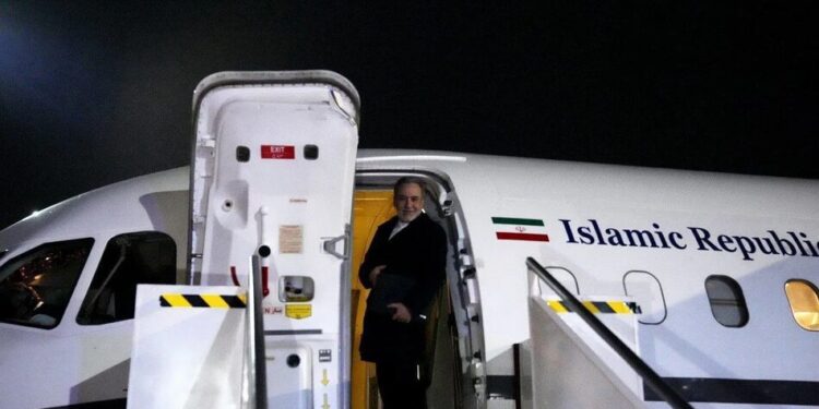 Глава МЗС Ірану відбув до москви для термінової зустрічі з путіним