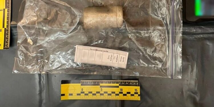 Окупанти скидають з дронів гранати з небезпечними хімречовинами, у березні зафіксовано понад 400 випадків – Сили підтримки ЗСУ